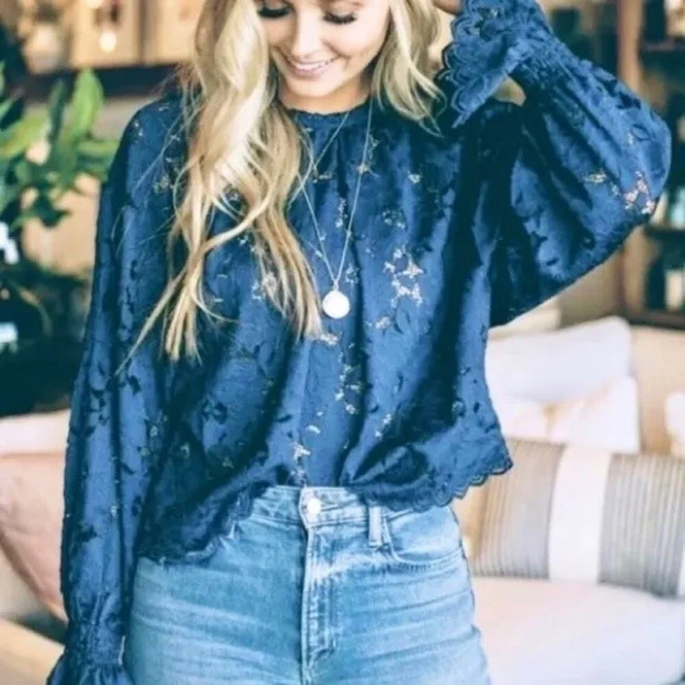 Free People Olivia Lace Tee in Navy M NWT